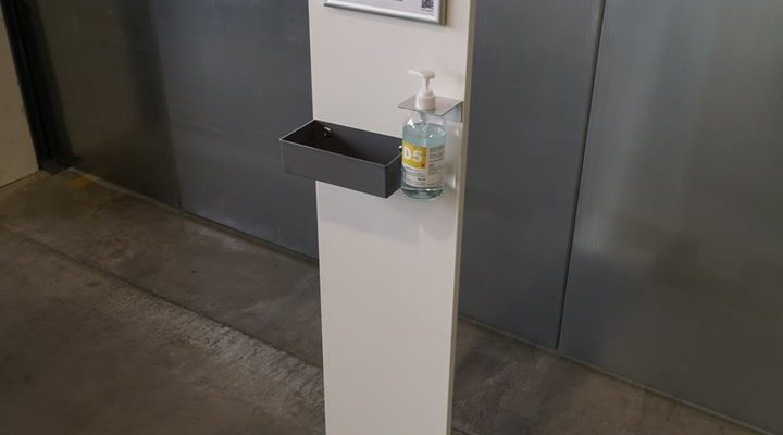 Totem de désinfection